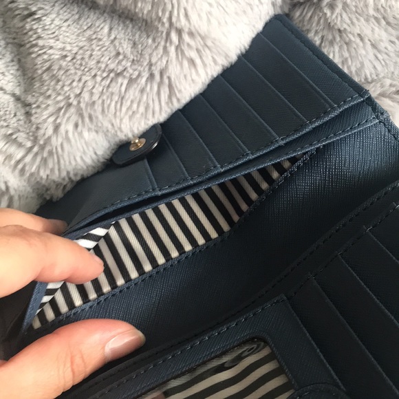 Kate Spade Snap Wallet in Blue Saffiano Leather - Picture 6 of 7
